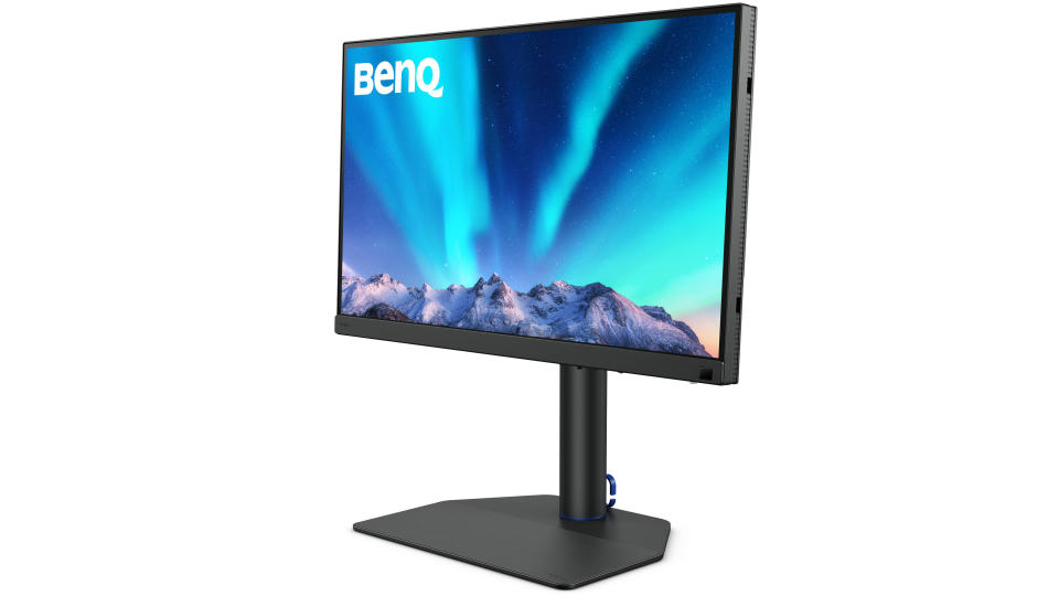 BenQ SW272U monitor