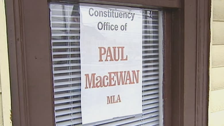 Former longtime Cape Breton MLA Paul MacEwan dies