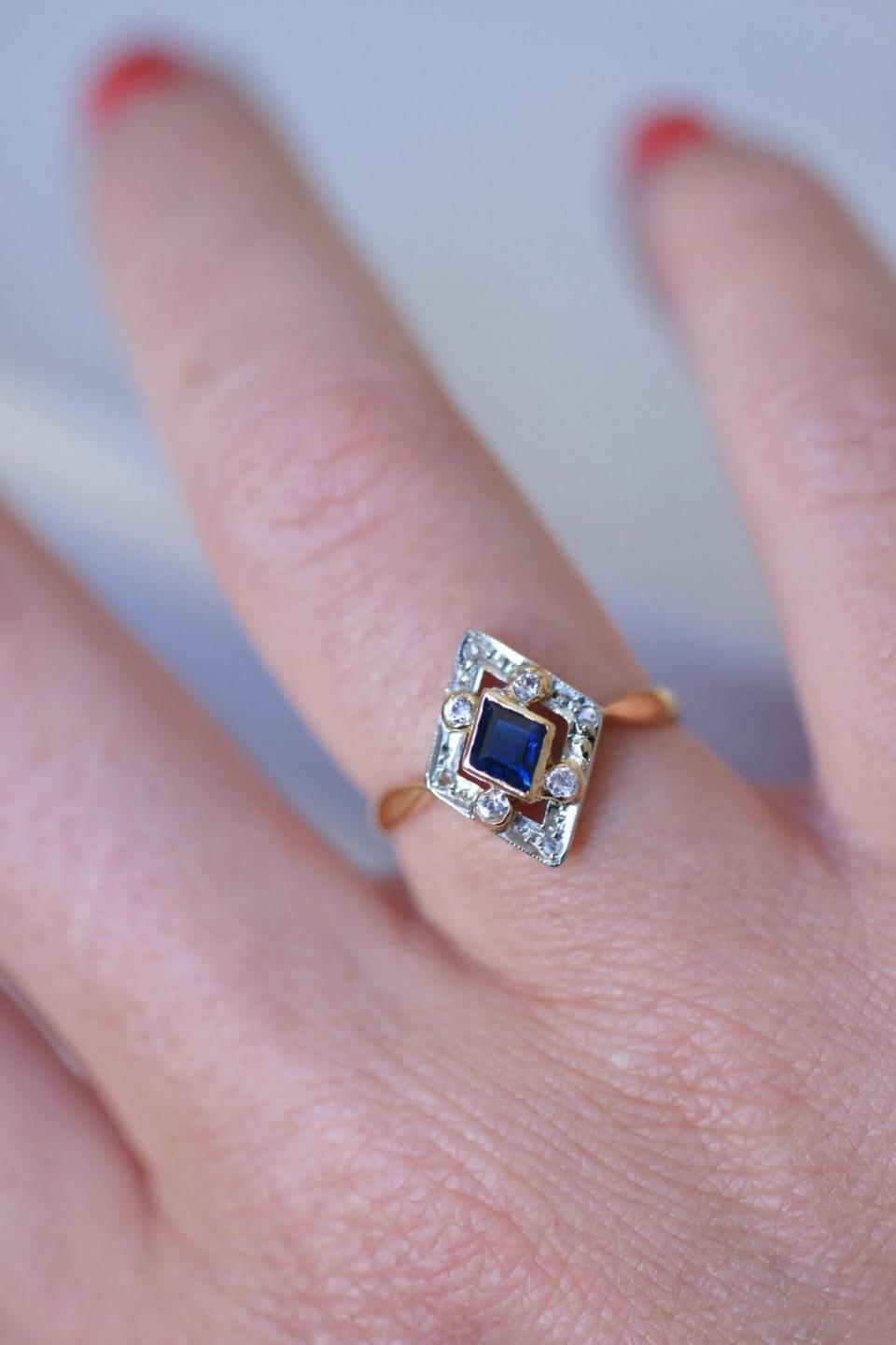 French Art Deco Sapphire Ring