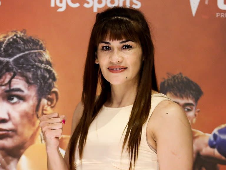 Marcela Acuña sigue vigente en el boxeo profesional a sus 45 años; es la pionera argentina