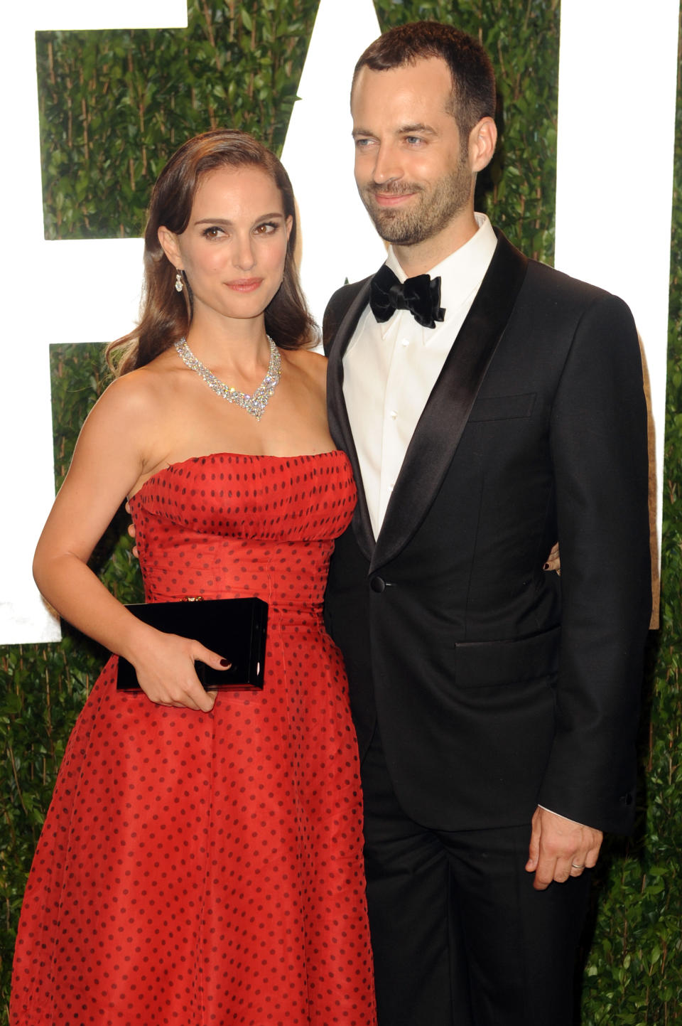 Natalie Portman (L) and Benjamin Millepied attend Vanity Fair's 18th annual Oscars party at the Sunset Tower Hotel. (Photo by Tyler Boye/WWD/Penske Media via Getty Images)