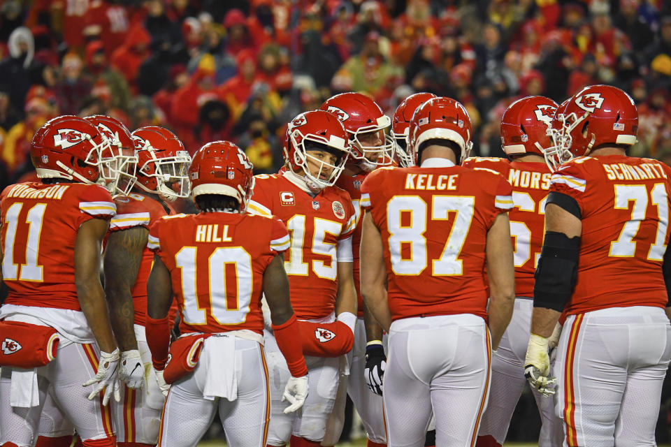 Football: AFC Playoffs: Kansas City Chiefs QB Patrick Mahones (15) in huddle with teammates during game vs New England Patriots at Arrowhead Stadium. Kansas City, MO 1/20/2019 CREDIT: John W. McDonough (Photo by John W. McDonough /Sports Illustrated via Getty Images) (Set Number: X162439 TK1 )