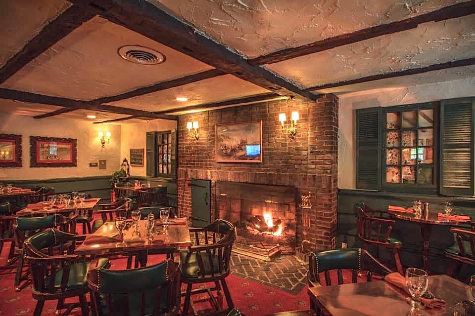 The cozy interior of The Grain House in Basking Ridge.