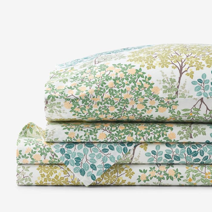 <p><a href="https://go.redirectingat.com?id=74968X1596630&url=https%3A%2F%2Fwww.thecompanystore.com%2Ffloral-tree-print-percale-sheet-set%2F51213L.html&sref=https%3A%2F%2Fwww.womansday.com%2Flife%2Fg39483180%2Fnurse-graduation-gift-ideas%2F" rel="nofollow noopener" target="_blank" data-ylk="slk:Shop Now;elm:context_link;itc:0;sec:content-canvas" class="link ">Shop Now</a></p><p>Classic Cool Percale Bed Sheet Set</p><p>thecompanystore.com</p><p>$94.00</p><span class="copyright">The Company Store</span>