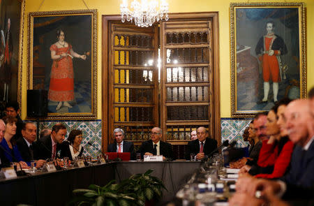 Peru's Foreign affair minister Ricardo Luna (C) and foreign affairs ministers and representatives from across the Americas meet to discuss issues related to the Venezuelan crisis, in Lima, Peru August 8, 2017. REUTERS/Mariana Bazo