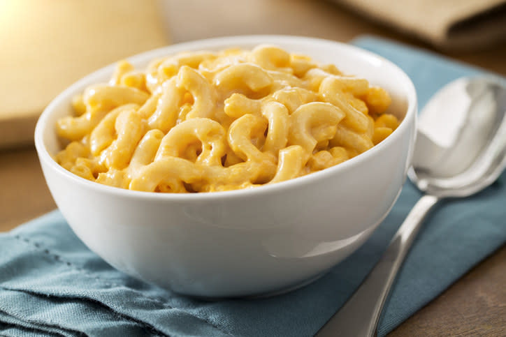 bowl of mac n cheese