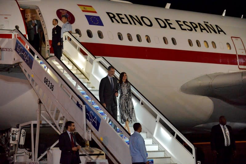 Los Reyes de España, Felipe y Letizia, llegan al Aeropuerto Internacional José Martí de La Habana, Cuba