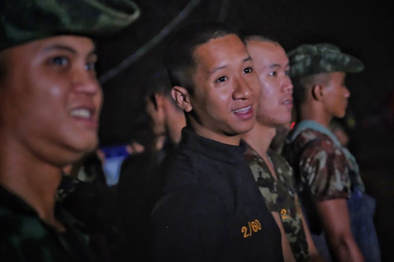 PHOTOS: Divers rescue all 13 from flooded cave in Thailand