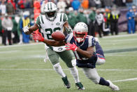 <p>Phillip Dorsett #13 of the New England Patriots attempts to make a reception as he is defended by Marcus Maye #26 of the New York Jets during the first half at Gillette Stadium on December 31, 2017 in Foxboro, Massachusetts. (Photo by Jim Rogash/Getty Images) </p>