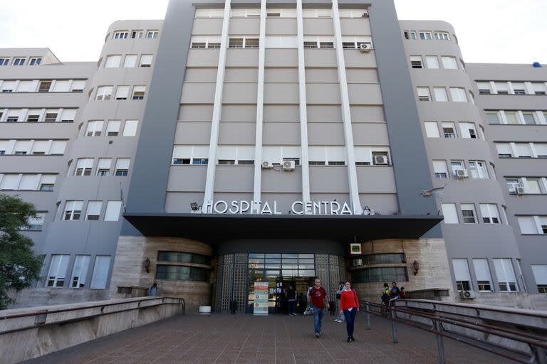 El Hospital Central de Mendoza, uno de los centros de referencia de la provincia