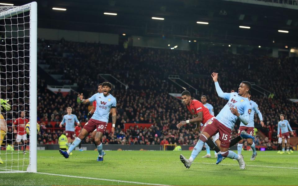 Marcus Rashford of Man Utd scores their 1st goal during the Premier League match between Manchester United and Aston Villa  - Offside