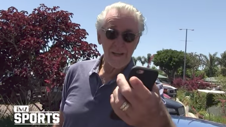 Pat Riley is a pro's pro when it comes to dealing with TMZ.