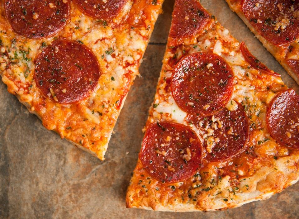 the-best-and-worst-pizza-toppings-for-weight-loss