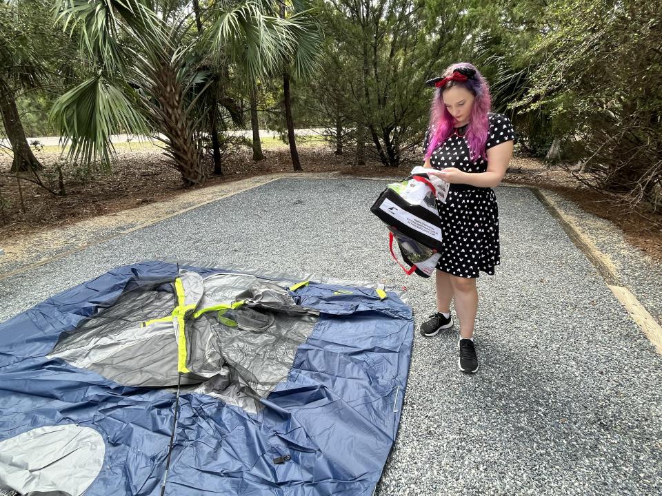 jenna clark assembling the tent