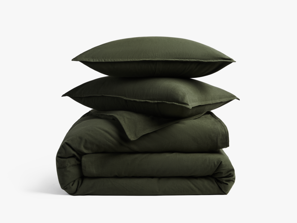 <p><a href="https://go.redirectingat.com?id=74968X1596630&url=https%3A%2F%2Fwww.parachutehome.com%2Fproducts%2Forganic-corduroy-duvet-cover-set&sref=https%3A%2F%2Fwww.housebeautiful.com%2Fshopping%2Fbest-stores%2Fg43788115%2Fparachute-memorial-day-sale%2F" rel="nofollow noopener" target="_blank" data-ylk="slk:Shop Now;elm:context_link;itc:0;sec:content-canvas" class="link ">Shop Now</a></p><p>Corduroy Duvet Cover Set</p><p>$151.50</p>