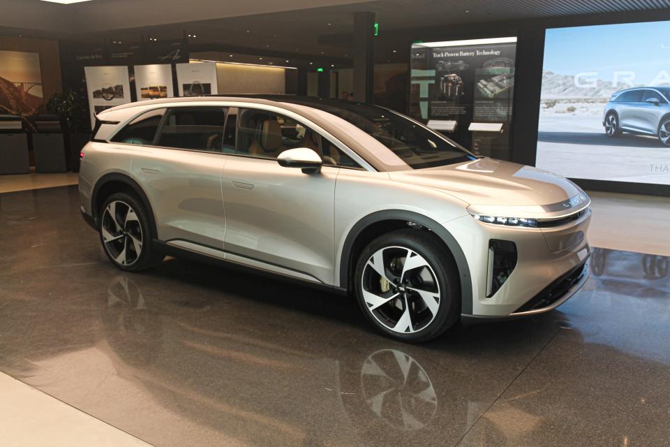 Lucid Gravity SUV