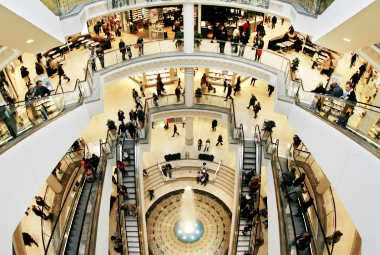 Customers on a normal day at the "Limbecker Platz" shopping centre in Essen