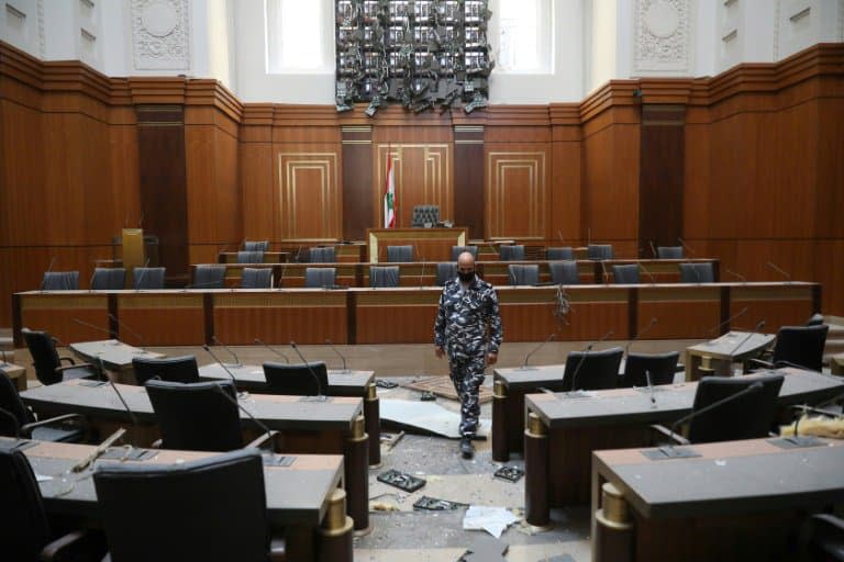 Le Parlement libanais, endommagé par l'explosion, le 5 août 2020 - ANWAR AMRO © 2019 AFP