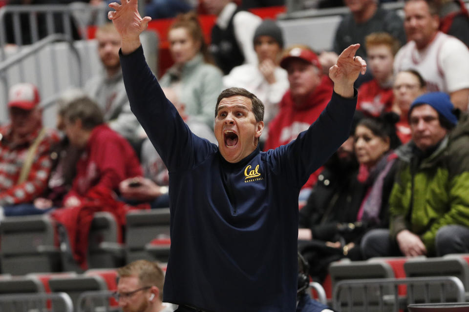 California head coach Mark Madsen shouts during the first half of the team's NCAA college basketball game against Washington State, Thursday, Feb. 15, 2024, in Pullman, Wash. (AP Photo/Young Kwak)