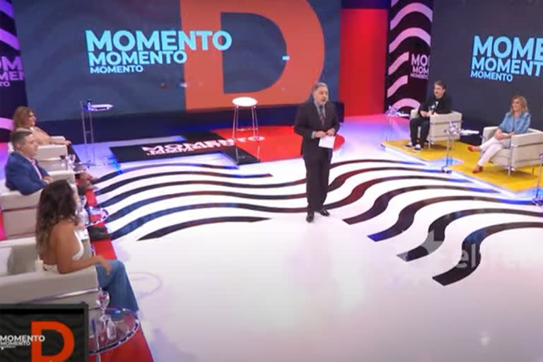 Fabián Doman en su programa actual, Momento D