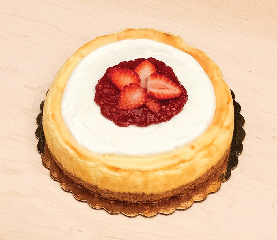 New York style strawberry cheesecake 