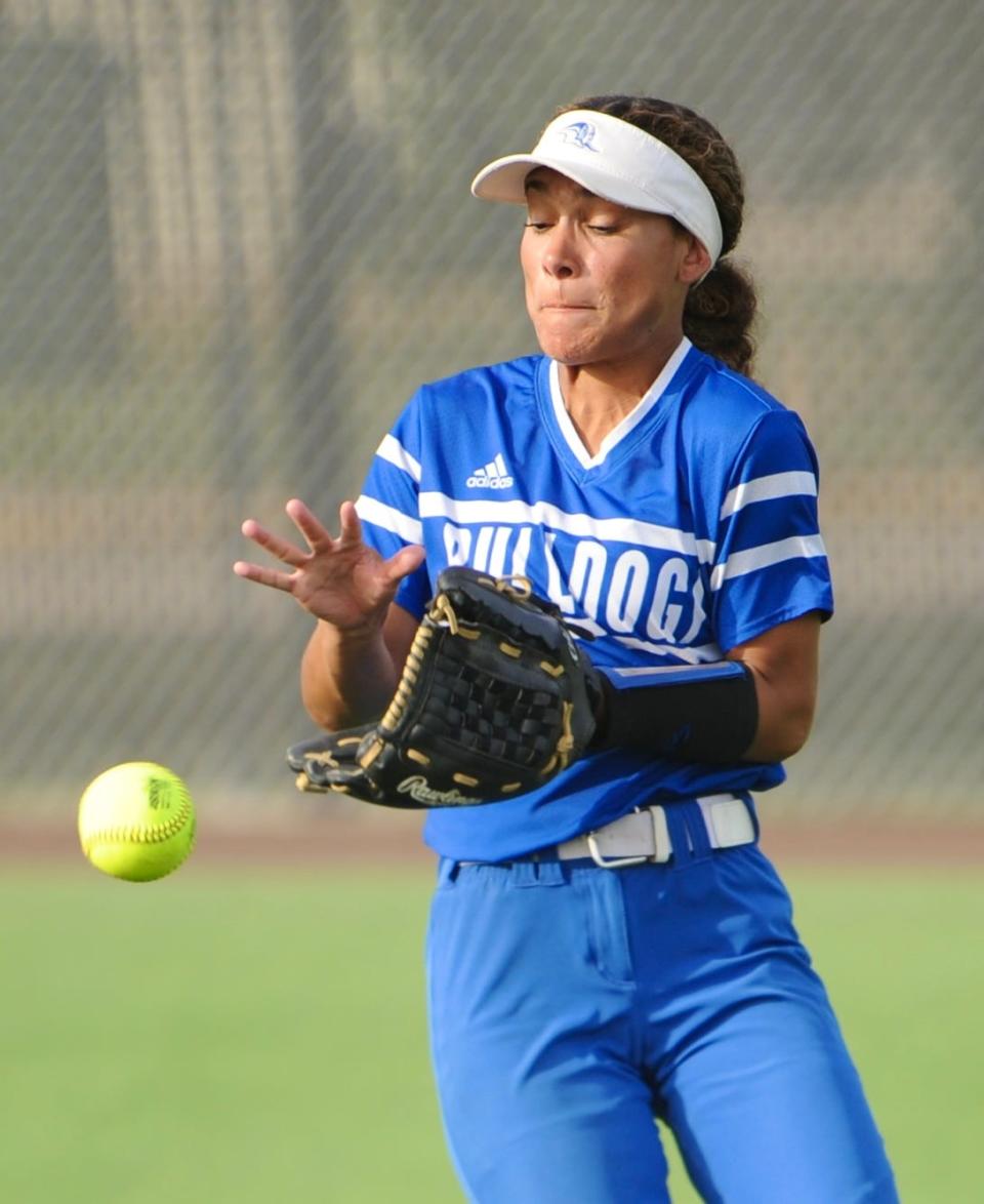 Stamford's Savana Gonzales stops a ball on the bounce against Floydada.