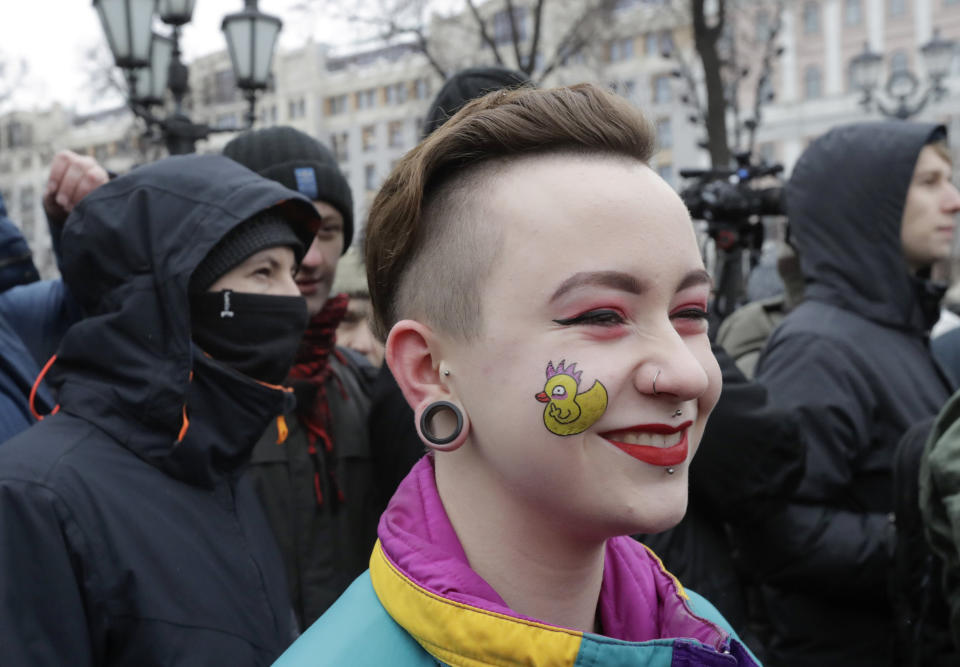 <p>Demonstranten versammeln sich während einer Kundgebung für den russischen Oppositionsführers Alexei Nawalny in Moskau. Bei den Protesten geht es um den geplanten Boykott der Präsidentenwahl am 18. März. (Bild: REUTERS) </p>