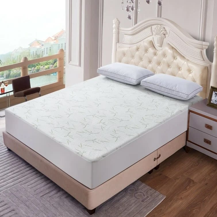 The waterproof mattress protector