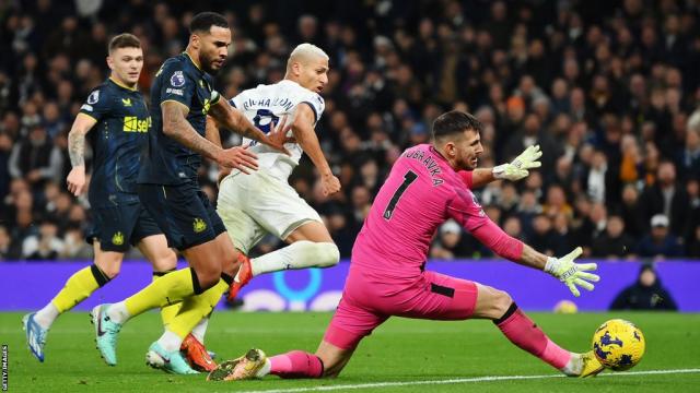 Crystal Palace 1-2 Tottenham: James Maddison shines as Spurs go