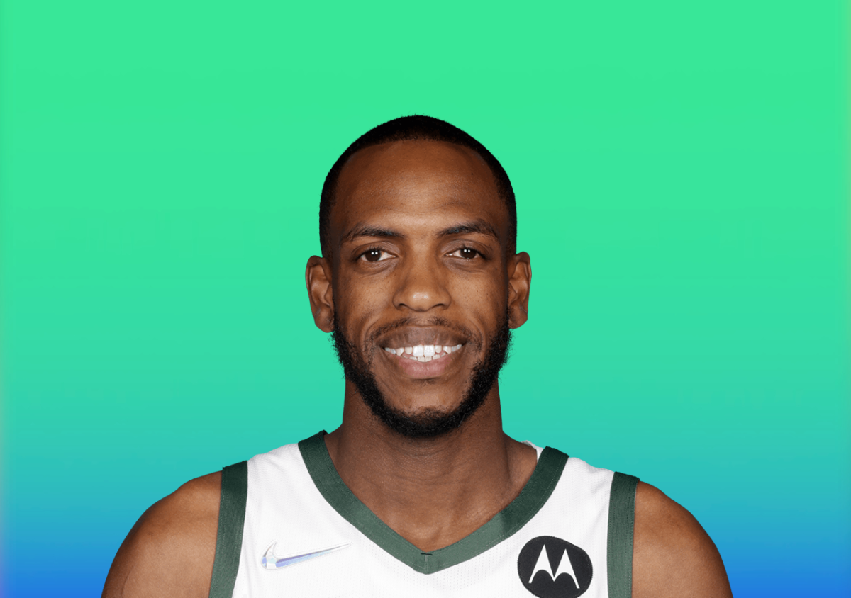 Report: Khris Middleton will miss entire second round vs. Celtics