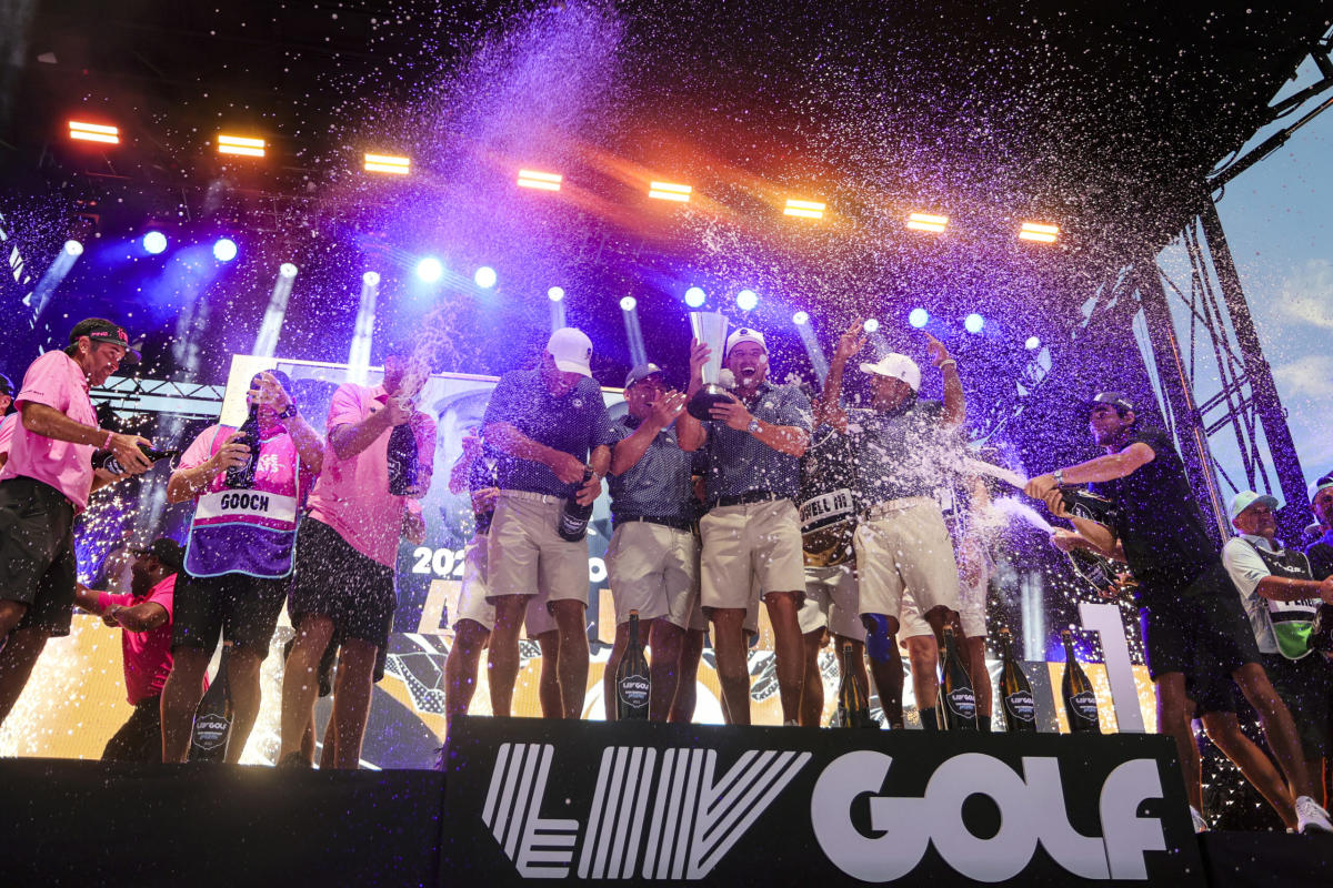 Fans, Donald Trump, the players and more winners and losers from LIV Golf’s second year