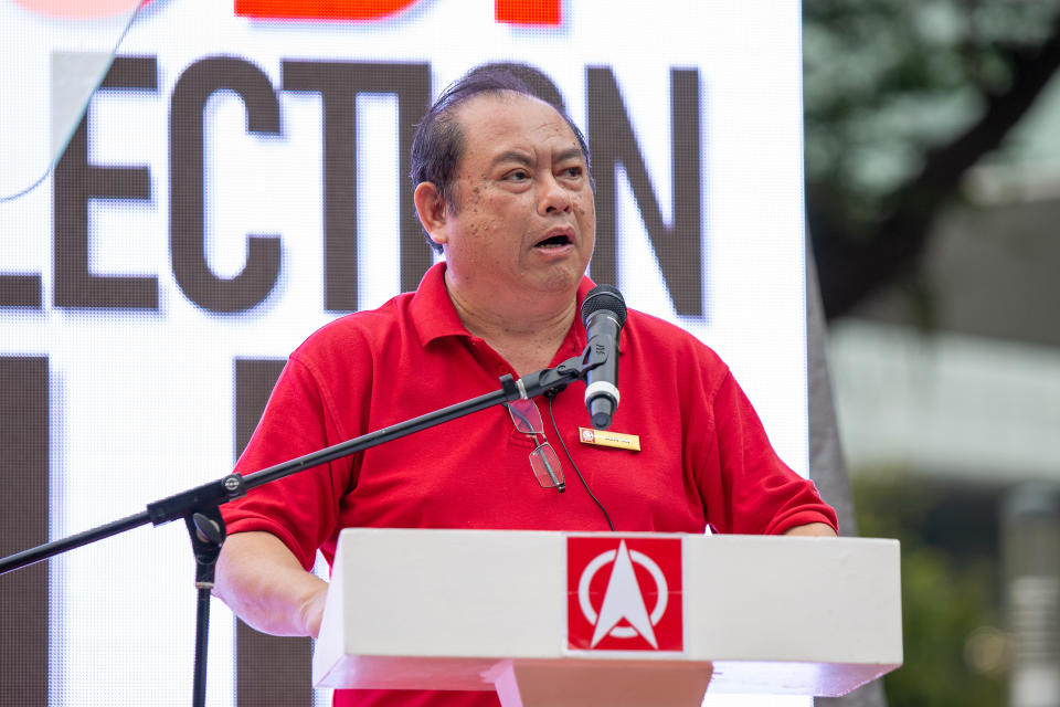 Singapore Democratic Party vice-chairman John Tan speaking at the party's pre-election rally at Hong Lim Park on 19 October 2019. (PHOTO: Dhany Osman / Yahoo News Singapore)