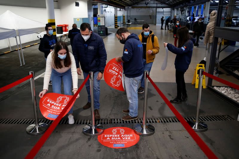 Preparations for Portugal's presidential election amid pandemic peak, in Lisbon