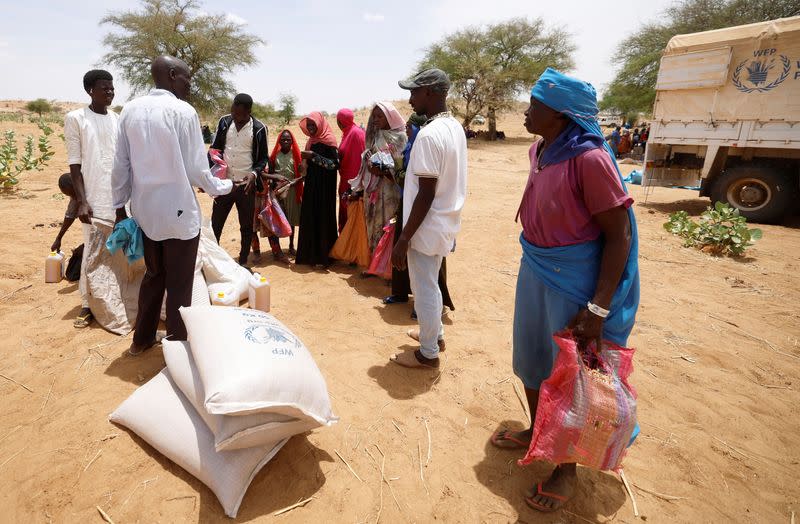 Fleeing Sudanese seek refuge in Chad