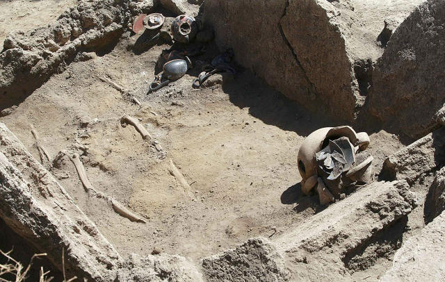 mount vesuvius tomb