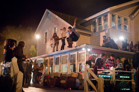 Experts say talking to your kids can help avoid a similar situation. Photo: Project X