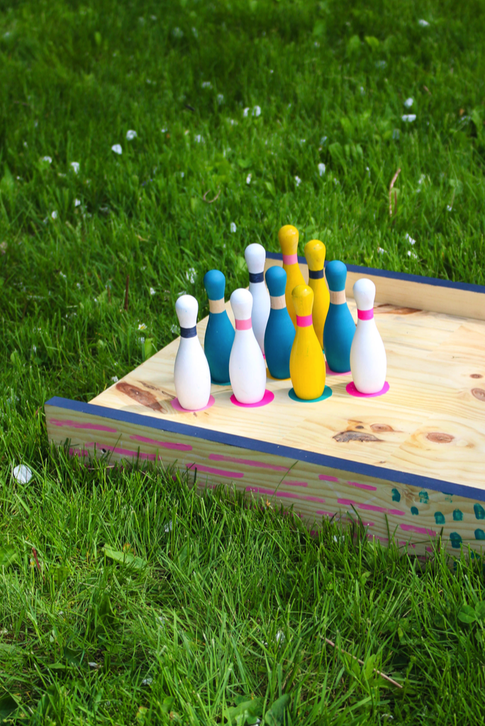 fathers day games backyard bowling