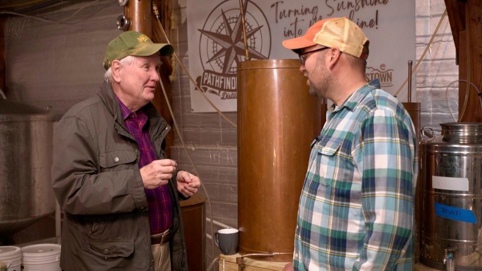 "Maryland Farm & Harvest" 'Local Buy' segment host Al Spoler with Pathfinder Farm Distillery co-owner Nate Kraft.