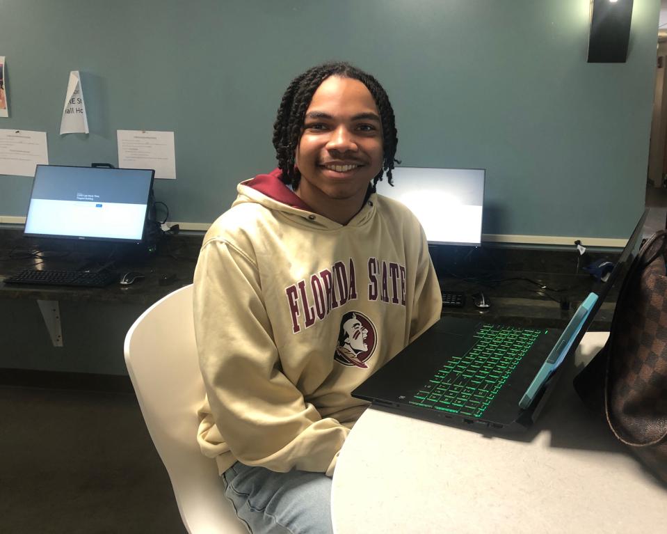 De'Ondre Henderson is a junior at Florida State University who is also a student in FSU's Center for Academic Retention and Enhancement (CARE) program.