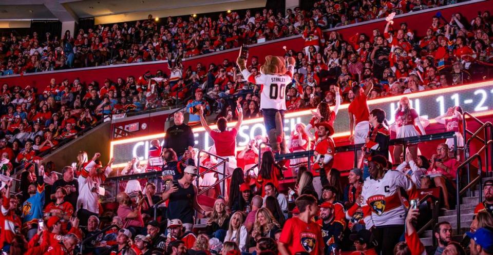 Florida Panthers fans cheer during the Game 4 watch party of the NHL Stanley Cup Finals at the Amerant Bank Arena