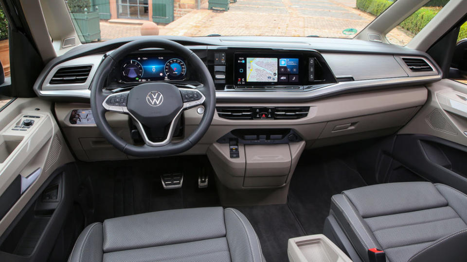 新世代Multivan導入新款科技化座艙設計。(圖片來源/ 福斯商旅)