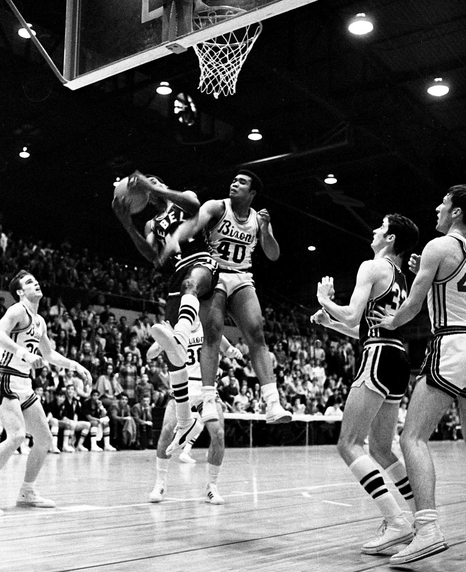 Belmont's Joe Gaines grabs one of his 19 rebounds Lipscomb during a 83-70 win at Lipscomb in January 1970. Gaines, the program's all-time leader in rebounds, died this week at age 72.