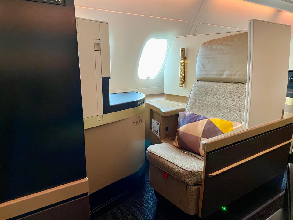 Etihad Business Class A380 2383