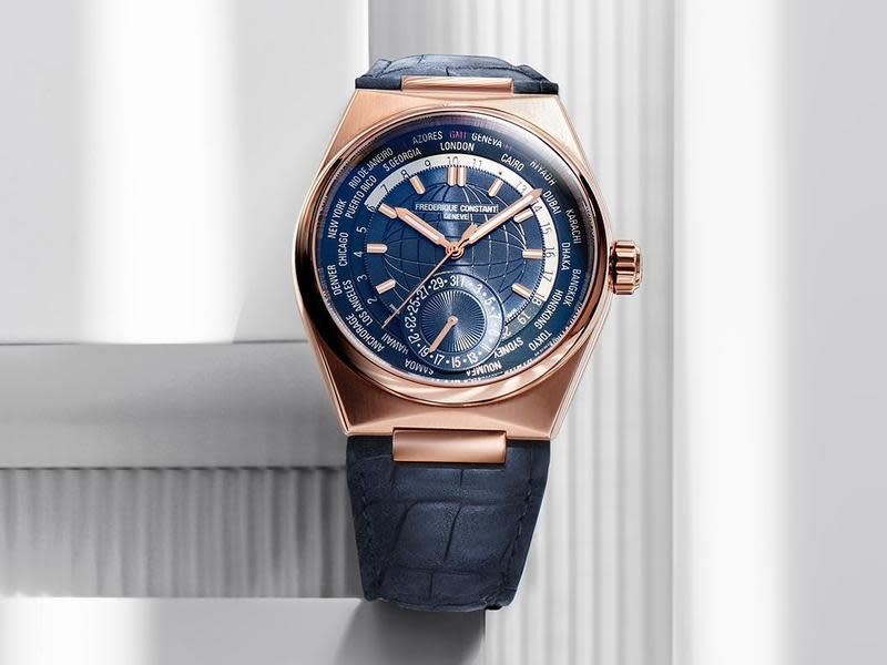 康斯登（FREDERIQUE CONSTANT）成立35週年，推出以Highlife Worldtimer自製機芯世界時區腕錶為基礎的二個紀念錶款，18K玫瑰金材質，定價約NT$888,000。