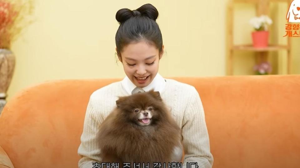 Jennie在節目中首度公開愛犬離世的消息。（圖／翻攝自강형욱의 보듬TV YouTube）