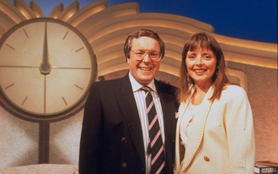 Richard Whiteley and Carol Vorderman on Countdown. Whiteley used to say of Hawkshaw's theme tune that 'he wrote it on the toilet,' to which Hawkshaw responded, 'he's probably right' - Television Stills