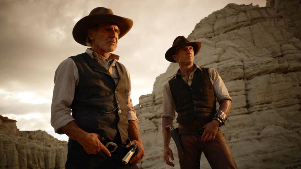 cowboys-and-aliens-harrison-ford-daniel-craig