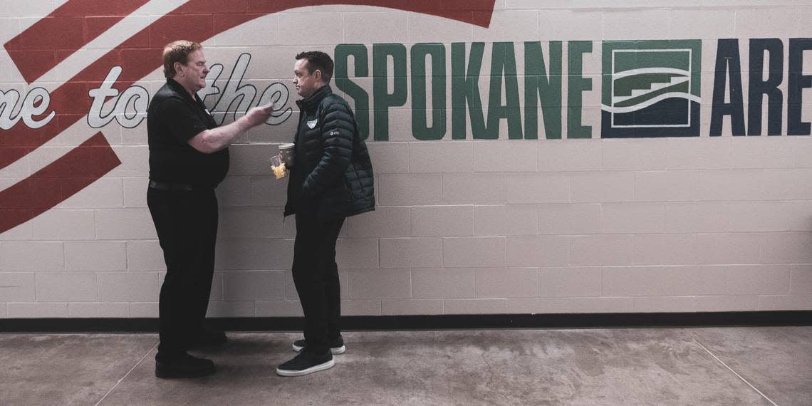 Announcer Craig West interviews head coach and former player Stu Barnes in the arena in Spokane. Scott Butner/Courtesy Tri-City Americans.