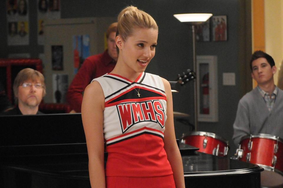 Quinn (Dianna Agron) performs in the "Duets" episode of 'Glee' airing Oct. 12, 2010.