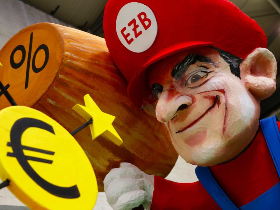 Papier Mache Mario Draghi